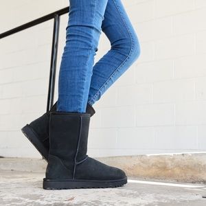 UGG Classic Short II Classic Boots